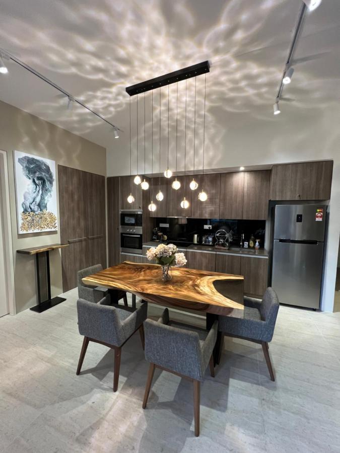 By The Sea Beachfront Designer Suites Penang - Managed By Art Of Tree Batu Feringgi Ngoại thất bức ảnh