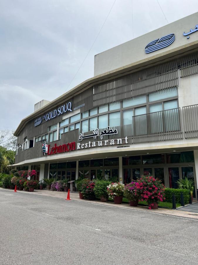By The Sea Beachfront Designer Suites Penang - Managed By Art Of Tree Batu Feringgi Ngoại thất bức ảnh
