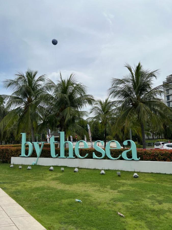 By The Sea Beachfront Designer Suites Penang - Managed By Art Of Tree Batu Feringgi Ngoại thất bức ảnh